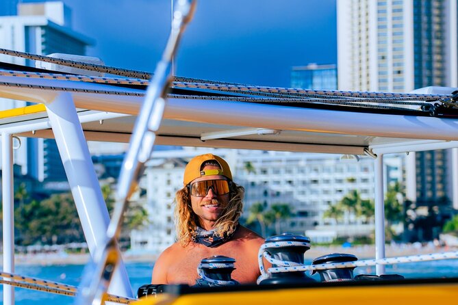 1-Hour Diamond Head Sail of Waikiki Beach - Boarding and time on the water: how to plan your hour