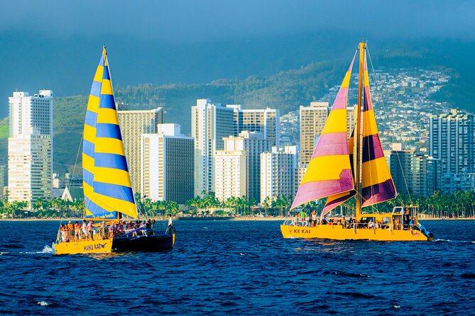 1-Hour Diamond Head Sail of Waikiki Beach - What happens on board: drinks, music, and that easy cruise rhythm