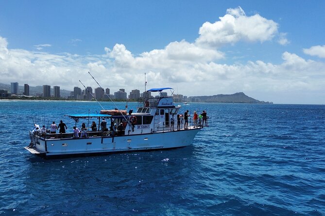 3-Hour Honolulu Bottom Fishing Adventure - Stop Around Waikiki: Why the Fishing Pattern Can Feel Different