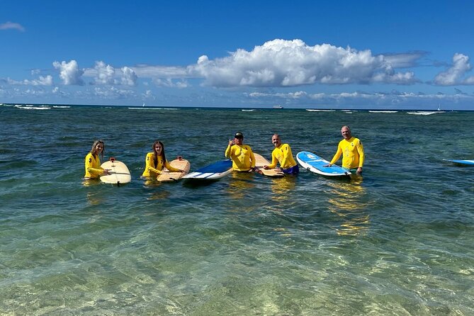 60 to 90 minutes Open Book Surfing Lesson with Certified Guide - The 90-Minute Flow: Paddling to Standing to Riding