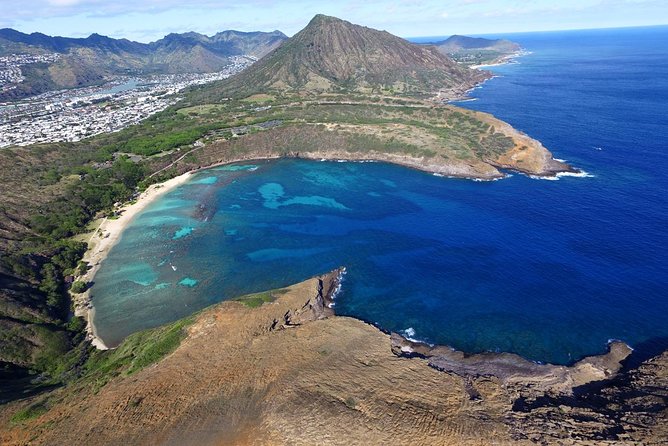 All Inclusive Ultimate Circle Island Tour, Waimea Falls & Lunch - How the day starts: Waikiki to Kapiolani Park with zero head-scratching