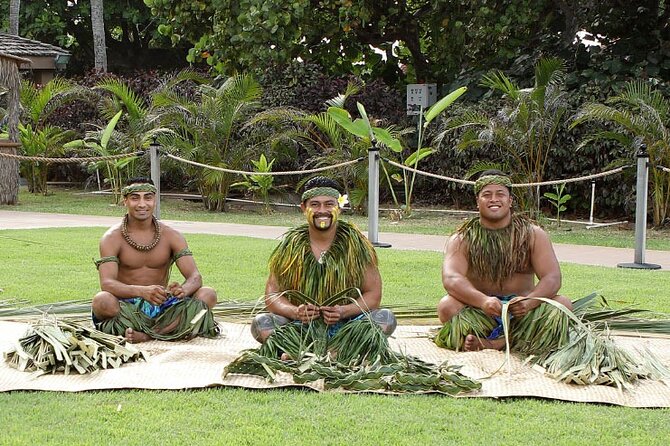 Aloha Kai Luau - The 7:00pm Polynesian show: dances, costumes, and crowd energy