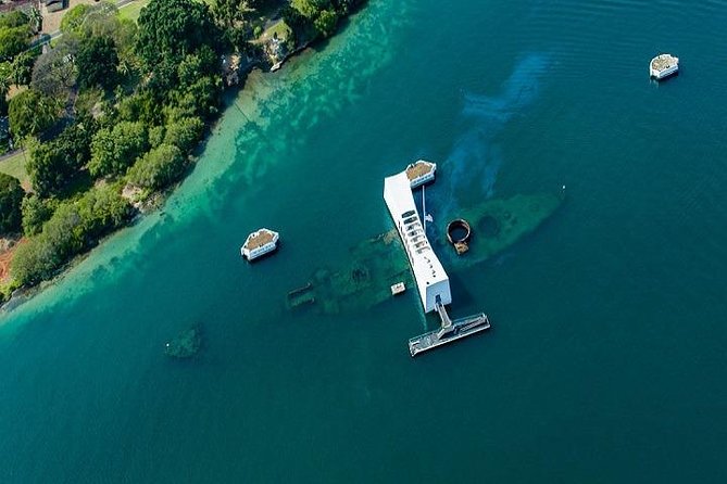 Arizona Memorial Pearl Harbor & Honolulu City Tour from Kauai - Kawaiahaʻo Church and the downtown history layer