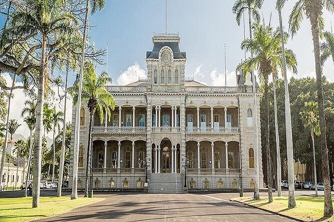 Arizona Memorial Pearl Harbor & Honolulu City Tour from Waikiki - Honolulu downtown with your guide: Punchbowl to palace history