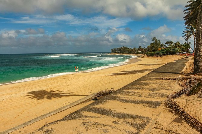 Best of Oahu: Pearl Harbor & Oahu Circle Island Tour from Waikiki - Nu’uanu Pali: the ridge views with the human stories