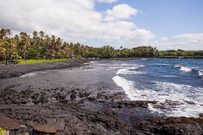 Day Trip from Oahu to Hilo: Volcano Adventure - Hilo town pacing: Banyan-lined coast, tsunami rebuild, and Japanese garden time
