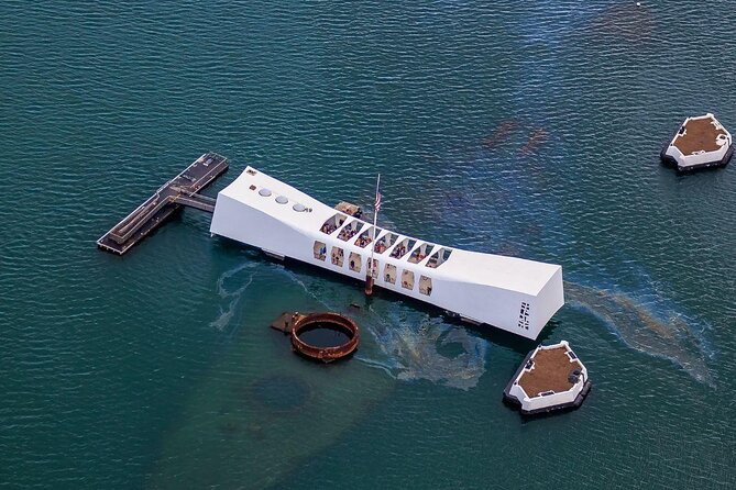 Deluxe Pearl Harbor, Arizona Memorial, and Visitor Center Tour - Key things to know before you go