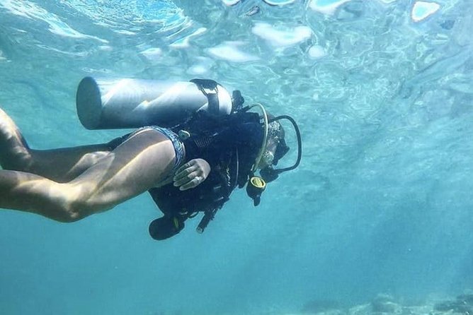 First-Time Scuba Diving in Honolulu + Free Videos - What to wear and bring so you don’t waste your lesson