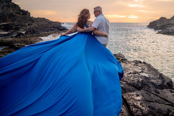 Flying Dress Photoshoot on Oahu - Meeting at 6:00am: Why Dawn Matters Here