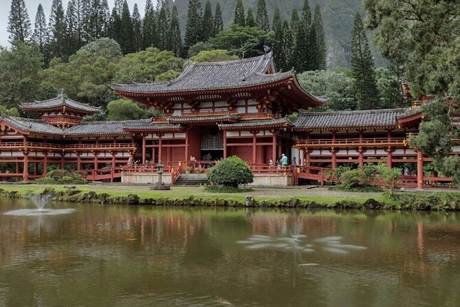 Full Day Oahu Tour with Byodo Temple & Waimea Waterfalls - The big picture: how this full-day Oahu route works