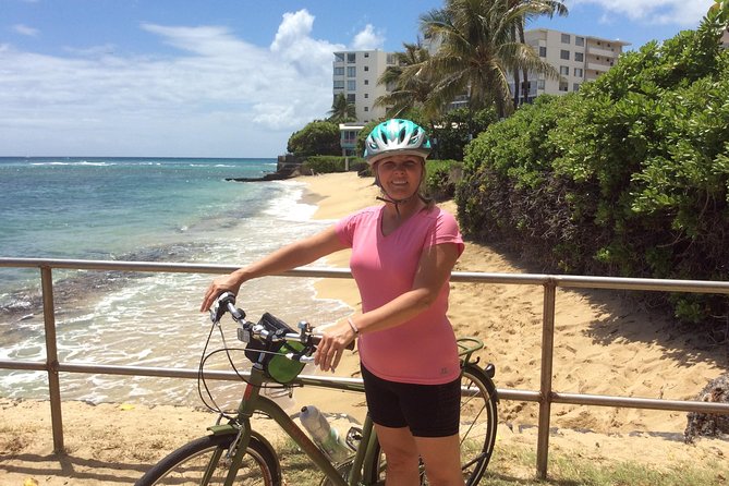 Hawaiian Food Tour by Bike in Oahu - Meeting at 2451 Kalākaua Ave and getting rolling fast