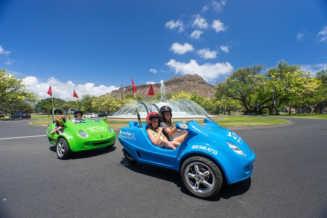 Hawaiian Style Scoot Coupe Rental for the Day - What you’re actually renting: a two-person Scoot Coupe for Honolulu days