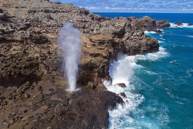 Hidden Gems of Oahu Circle Island Tour with Byodo In Temple - Waikiki to Diamond Head: Kapiolani Park and Amelia Earhart views