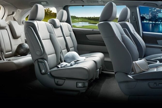 Honolulu Airport & Waikiki Hotels Private Transfer by Minivan (up to 5 people) - What’s included (and what costs extra)
