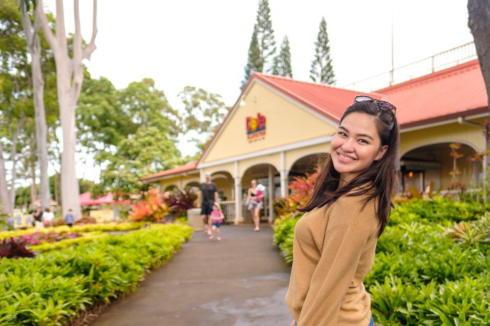 Honolulu: Oahu Island Highlights Tour with Multiple Stops - Dole Plantation: The Visit Is Included, Some Extras Aren’t