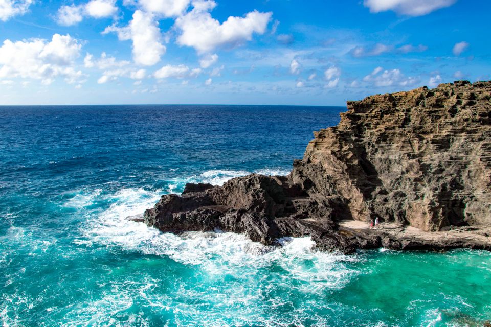 Honolulu: Oahu Sights and Bites Circle Island Foodie Tour - Makapuʻu Point and Mokoliʻi (Chinaman’s Hat) for big-photo energy