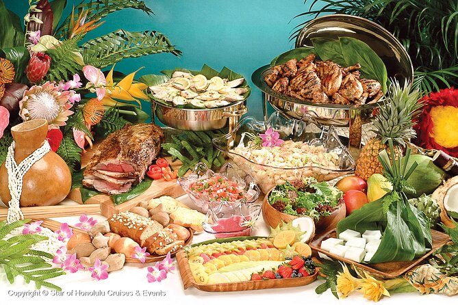 Honolulu: Pacific Star Sunset Dinner Cruise and Show - Friday fireworks and the longer cruise: when it’s worth choosing that date