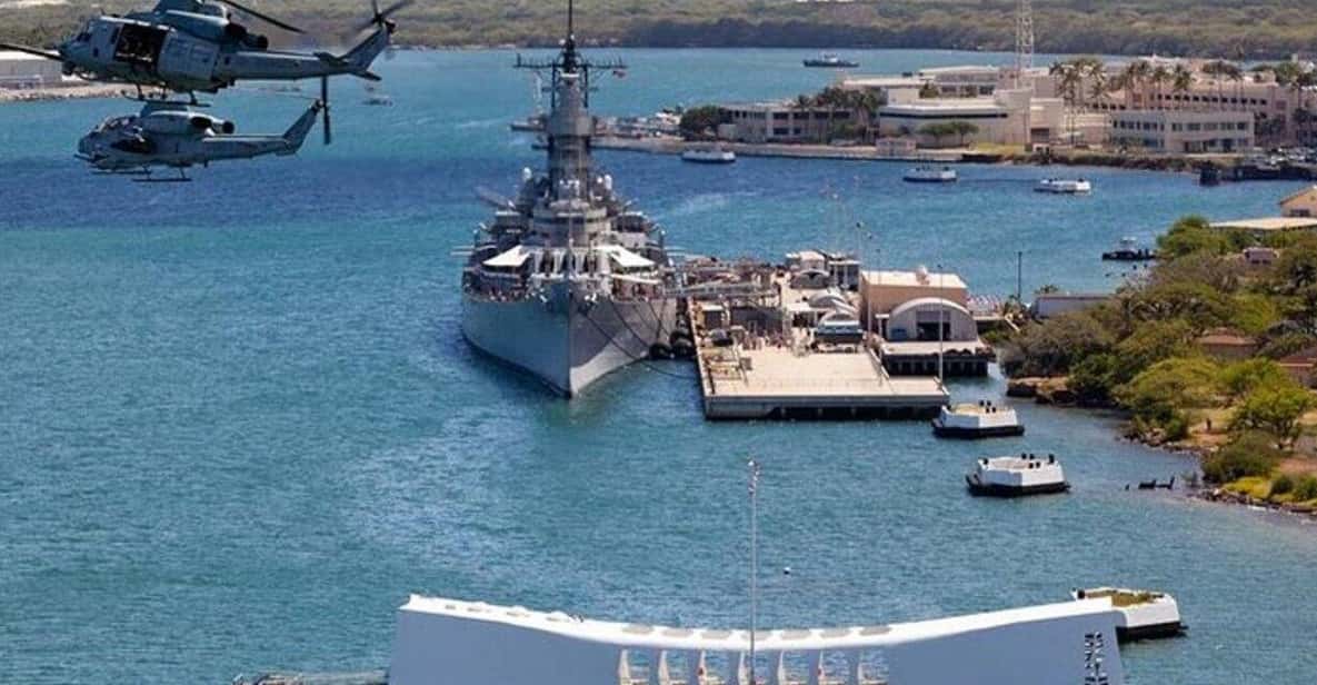 Honolulu: Pearl Harbor, USS Arizona and Battleship Missouri - From Waikiki to Pearl Harbor: how the logistics actually work