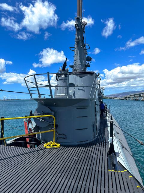 Honolulu: Pearl Harbor, USS Arizona Memorial [Early Access] - Eternal Flame and the Capitol area: remembering and governing