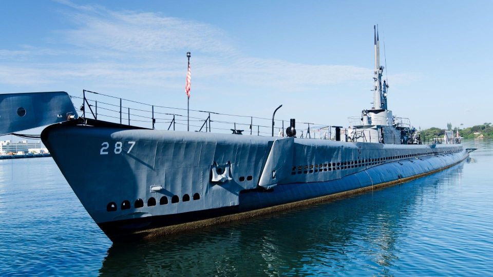 Honolulu: Pearl Harbor, USS Arizona Memorial [Early Access] - Iolani Palace: the only royal palace in the United States