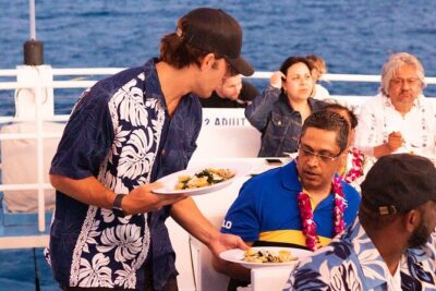 Honolulu Sunset Dinner Cruise with Friday Fireworks Show - Seating and Views: Upper Deck Matters