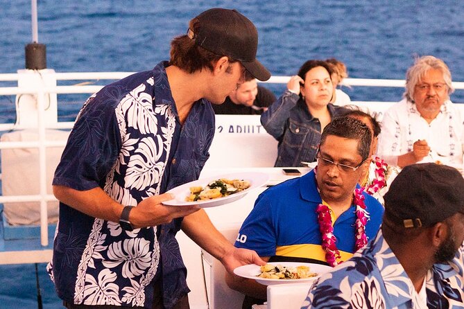 Honolulu Sunset Dinner Cruise with Friday Fireworks Show - Seating and Views: Upper Deck Matters