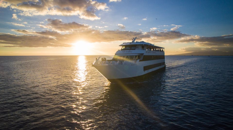 Honolulu: Waikiki Sunset and Cocktail Cruise - Honolulu’s Waikiki sunset looks better from the water
