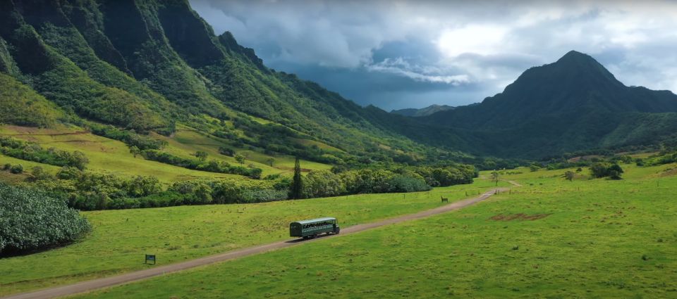 Kaneohe: Kualoa Ranch Hollywood Film Locations Tour by Bus - Getting value from $63: is 1.5 hours enough time?