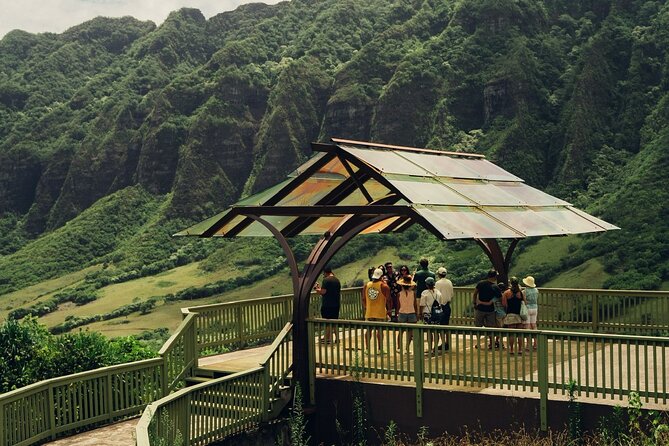 Kualoa Ranch Jurassic Adventure Tour - Guide style: why Ian, Evan, Justin, and others get such strong praise