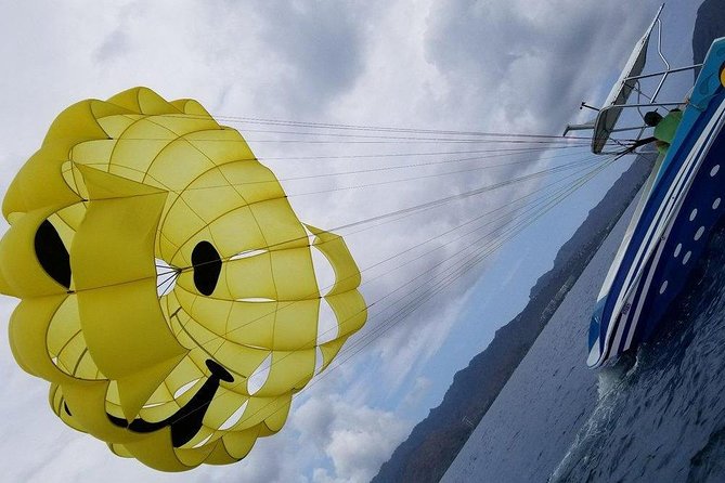 Maunalua Bay Higher Flyer Parasailing Adventure - Quick hits before you go