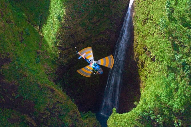 Oahu: 45 Minute Sights Unseen Helicopter Tour - Doors Off or On - Diamond Head Slow Loop and South Shore Views: The Big-Icon Start