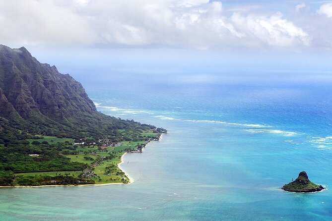 Oahu Circle Island Tour with Byodo-In Temple Admission - Sandy Beach Park: Ocean Thrills, Safety First