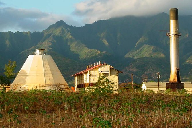 Oahu Circle Island Tour - Halona Blowhole: a volcanic showstopper