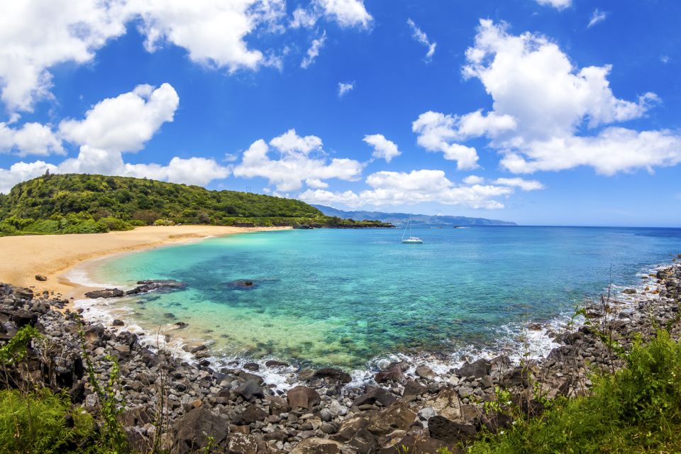 Oahu: Complete Island Tour with Tropical Waterfall Swimming - Byodo-In Temple: Quiet Time Under the Koʻolau Mountains
