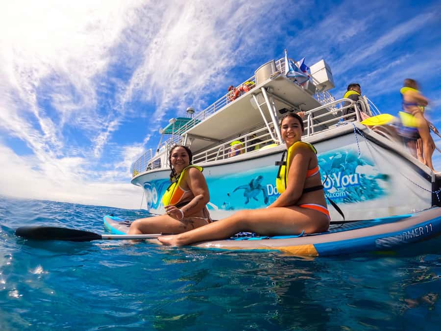 Oahu: Dolphin Watching & Turtle Snorkeling with Waterslide - What I think about the group energy and “how it feels” on board