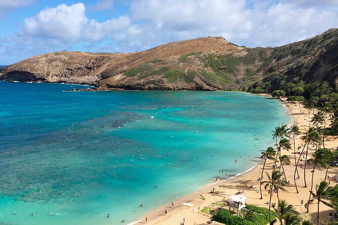Oahu Grand Circle Island and Haleiwa Tour: 9-Hr Deluxe Experience - Byodo-In Temple in the Valley of the Temples: Koi Ponds and the Bon-sho Bell