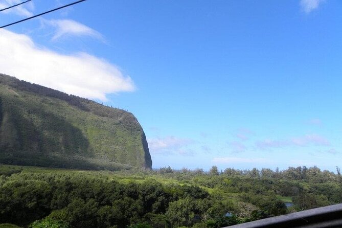 Oahu Grand Circle Island Experience Departing from Maui - Diamond Head and Amelia Earhart: views without the climb