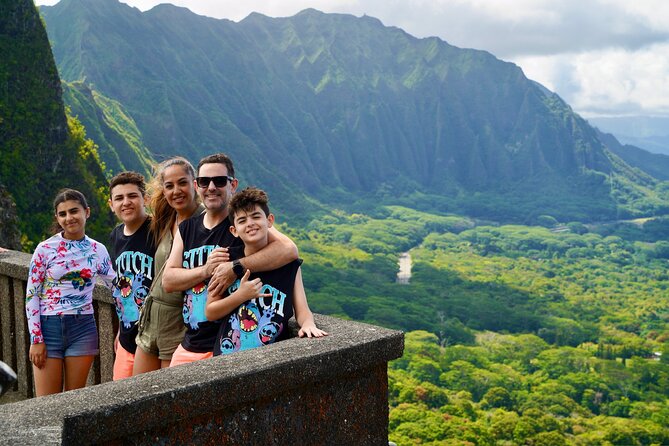 Oahu in a Day: Waterfall - Food Trucks - Lookouts - Small Crowds - Why this Oahu photo tour works as a one-day plan