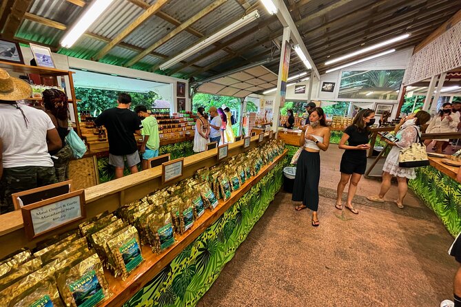 Oahu Island Experience feat the North Shore (Small Group Tour) - Kahuku Roadside Farm Stand: A Fruit and Veggie Break That Actually Helps