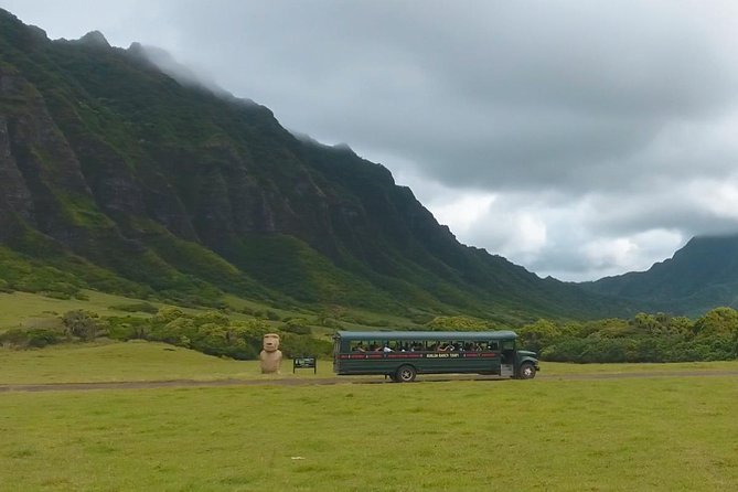Oahu: Kualoa Ranch Movie Sites and Ranch Tour - Time on the bus: 1.5 hours that actually feels efficient