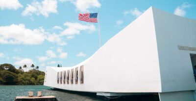 Oahu: Pearl Harbor, USS Arizona, and City Tour - Visitor Center to Battleship Row shuttle: seeing the harbor the right way
