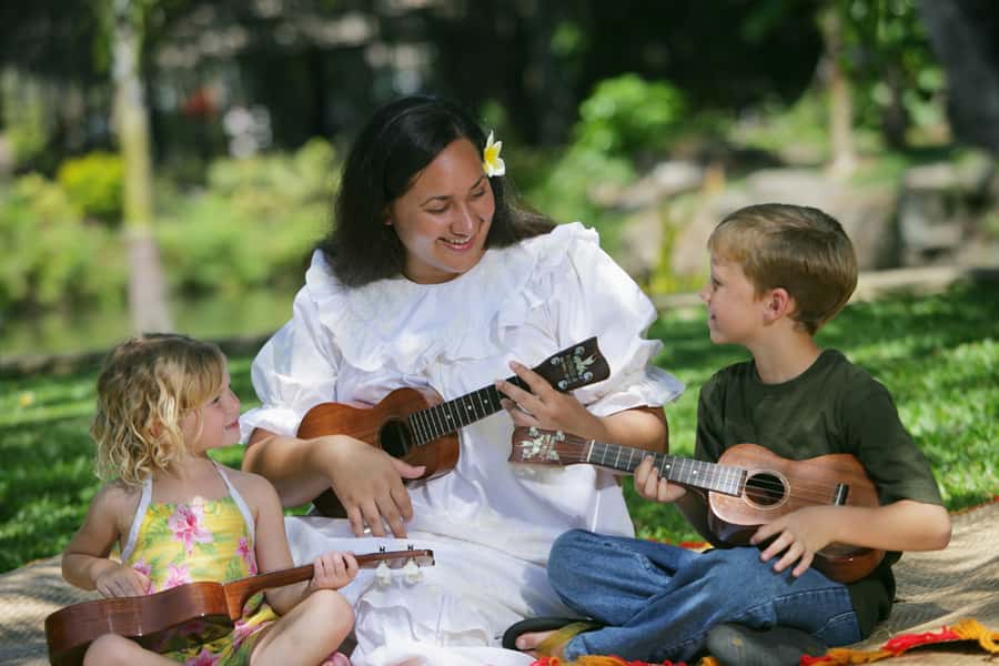 Oahu: Polynesian Cultural Center Island Villages Ticket - Samoa’s coconut, old-school fire starting, and weaving fish