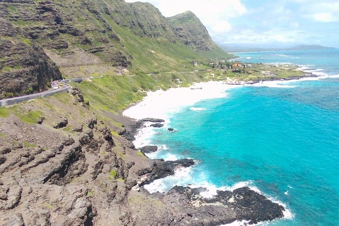 Oahu Unveiled: Tailored Luxury Private Island Tour - Price and logistics: when $300 per person is actually good value