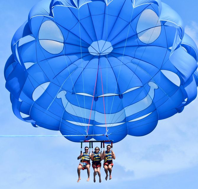 Oahu: Waikiki Parasailing - The 1-hour flow: what to expect from check-in to landing