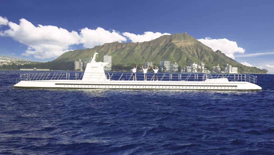 Oahu: Waikiki Submarine Tour - From launch to underwater: what each step of the schedule actually does
