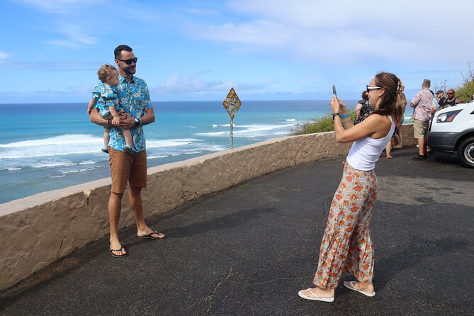 Oahu's Stunning Views: Half-Day Scenic Tour with 7 Lookouts - The Lanai lookout: neighbor-island clarity on clear days