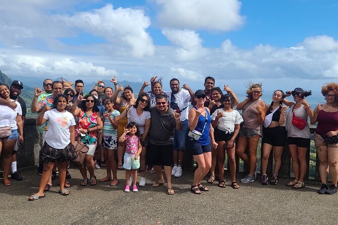 Oahu's Ultimate Grand Circle Island Tour with Snorkeling and More - Kahuku Farms and the North Shore setup: fruit, surf, and coast icons