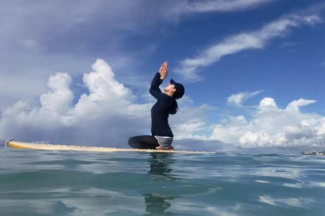 Paddleboard Yoga Class in Honolulu - Where you meet and what the morning (or session) starts like