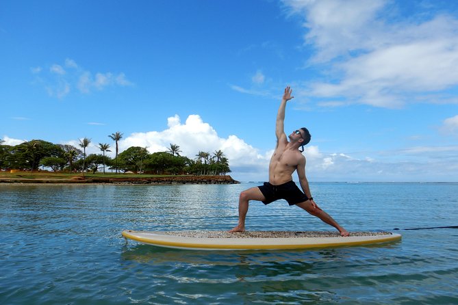 Paddleboard Yoga Class in Honolulu - Shore-to-water warmup: seated meditation, then kneeling work