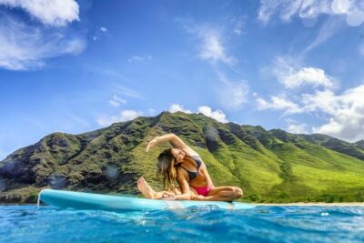 Paddleboard Yoga Class in Honolulu - The safety briefing that actually helps (not just paperwork)